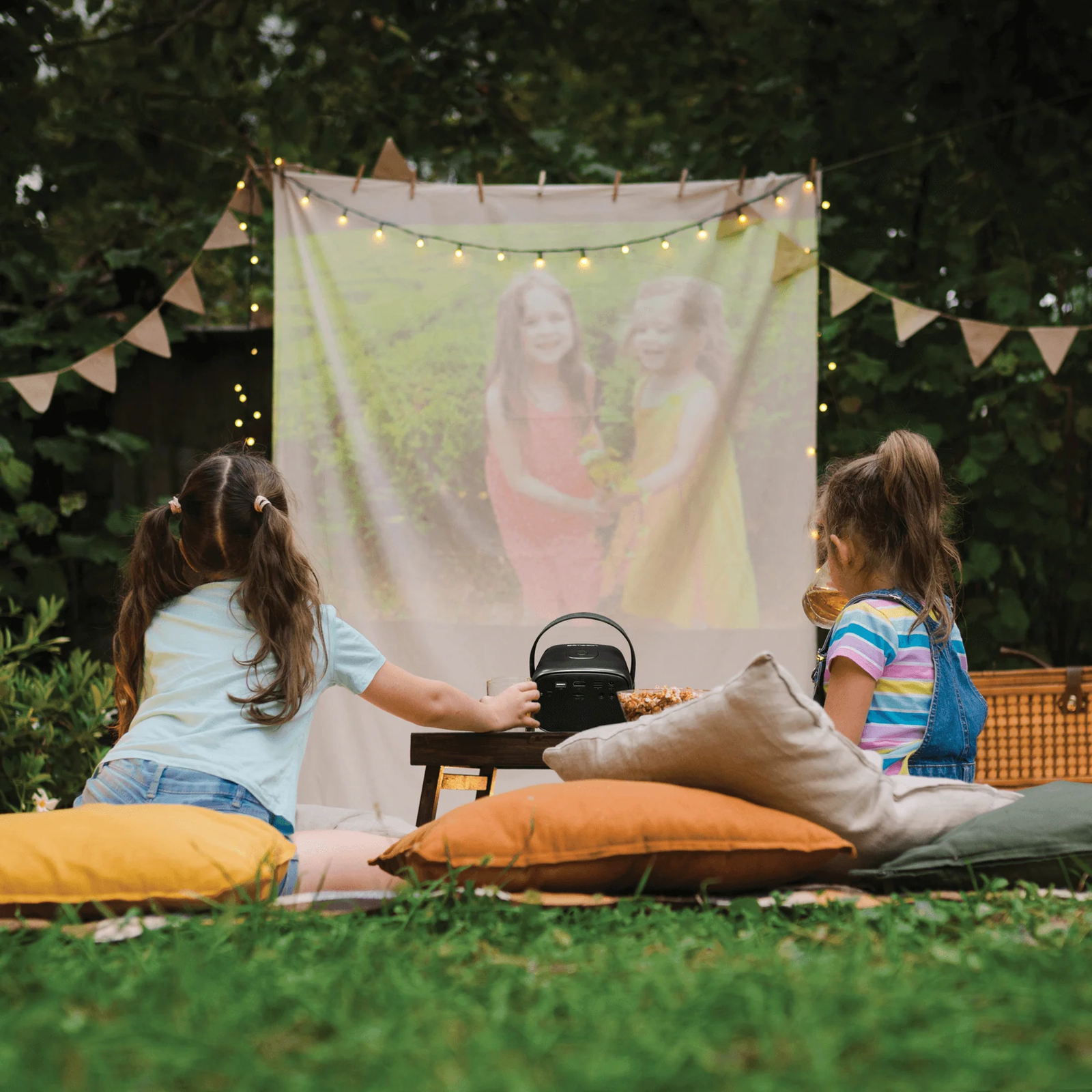 Emerson Portable LCD Mini Projector - Image 3